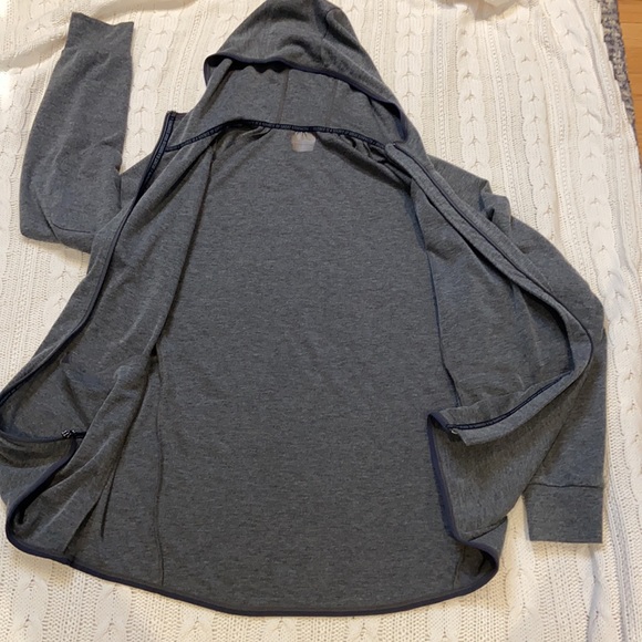 RHONE Gray Hoodie sweatshirt XL - Picture 2 of 9